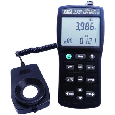 TES-1339R 記錄式專業級照度計